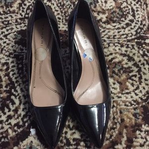 Tahari office everyday kitten heels patent black